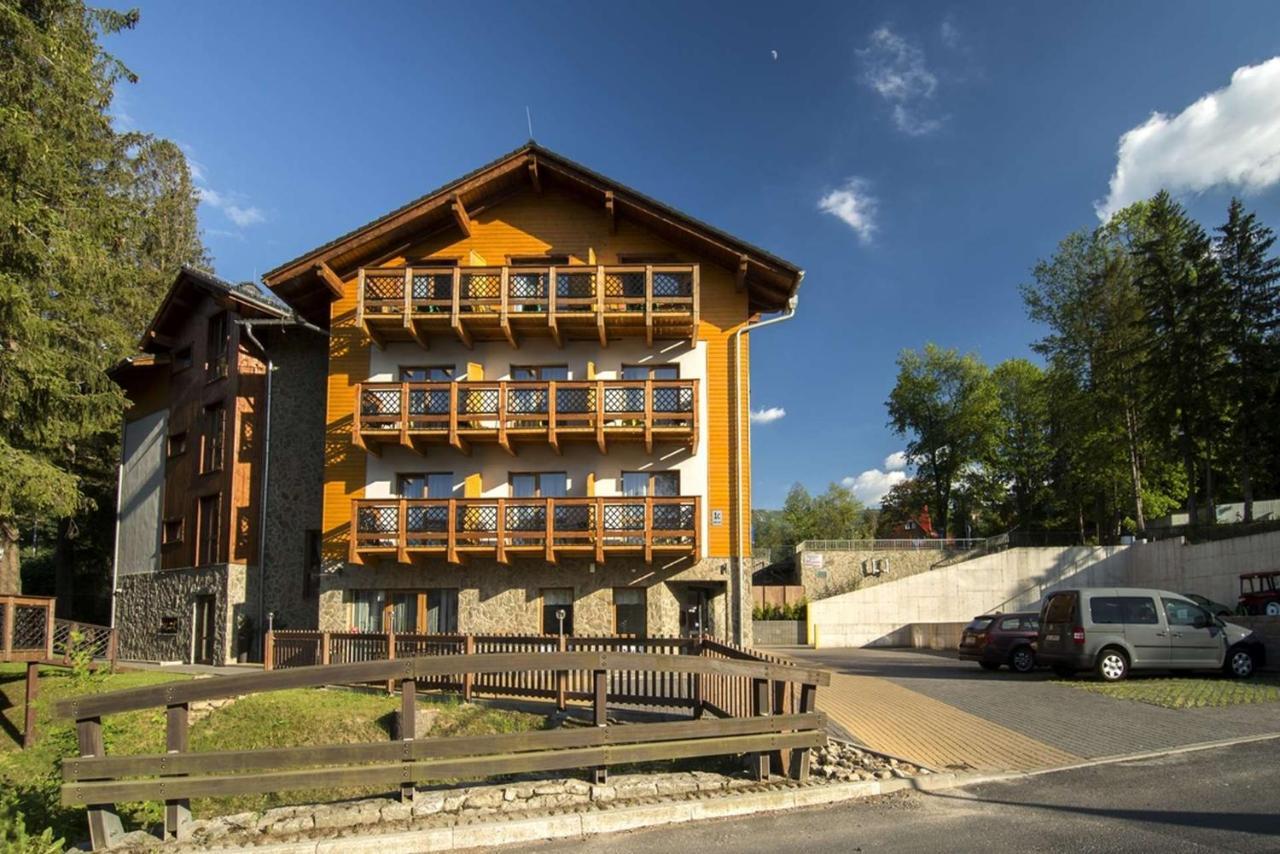 Apartamenty Trzy Sosny Okrzei 1C Szklarska Poreba Exterior photo